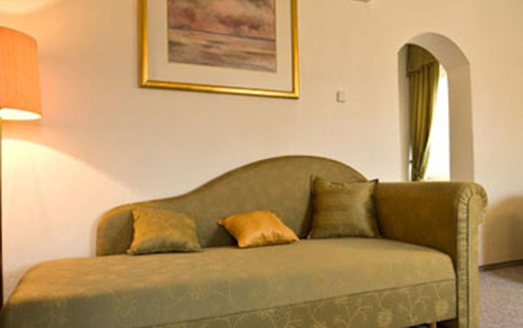 Hotel Rex Segesvár Szoba fotó