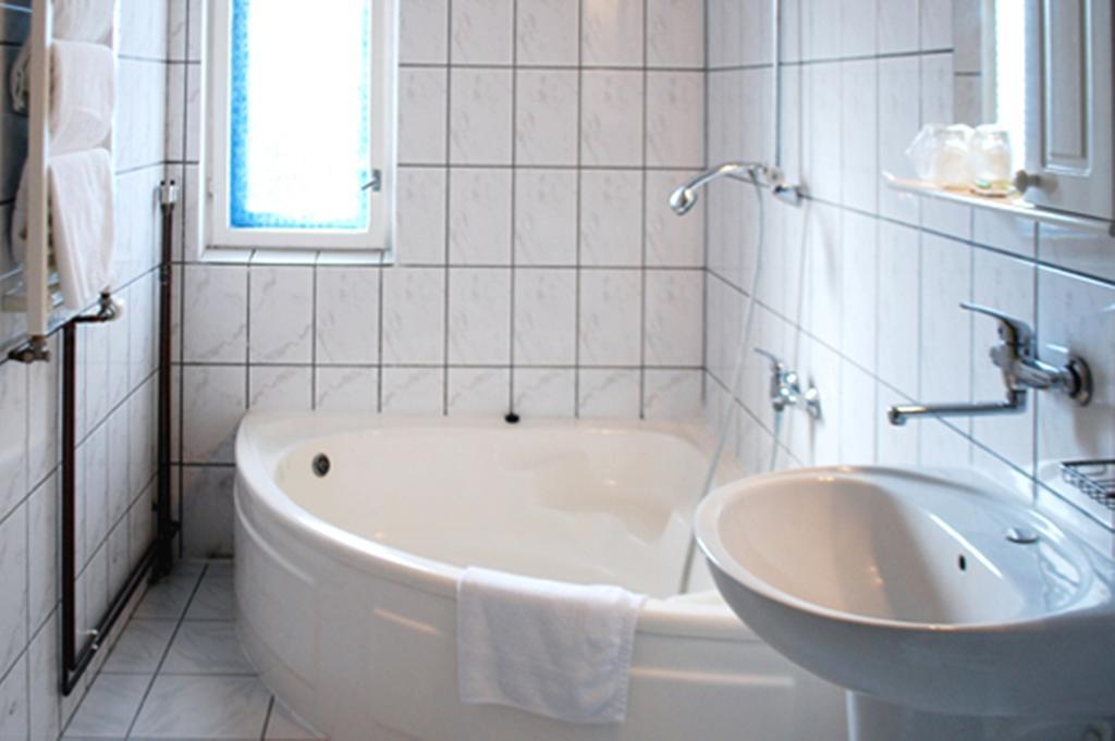 Hotel Rex Segesvár Szoba fotó