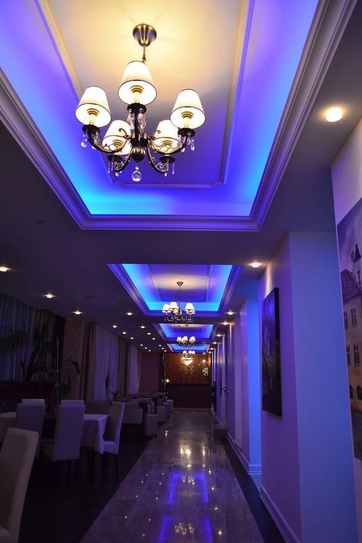 Hotel Rex Segesvár Kültér fotó